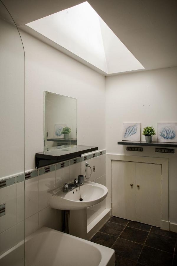 Tower Square House Villa Alloa Exterior foto